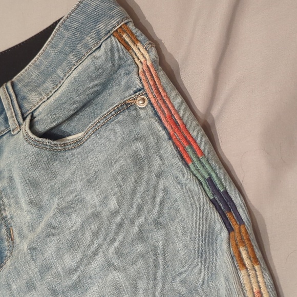 Knox Rose 2 cropped embellished jeans - Picture 4 of 7